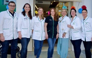 Farmacia Gines - Merienda solidaria AECC